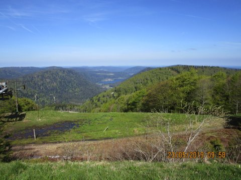 9h58 - Sur la route des Crêtes (1.200m) au-dessus du lac de Longemer